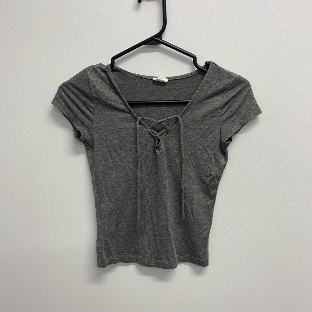 ✨NEW✨ GARAGE GREY TOP